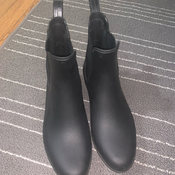 Chelsea Rain Boots - Picture 2 of 3